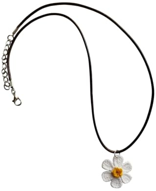 Générique Collier Marguerite au Crochet, Pendentif Fleur Fait Main, Bijou Textile Botanique, Style Bohème, Fabriqué en Italie