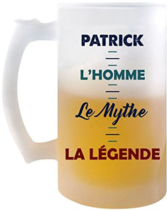 Planetee Chope de bière Patrick Mythe Légende - cadeau idée anniversaire Fête des Pères Humour - Verre givré 470 ml avec poignée Alcool Pinte