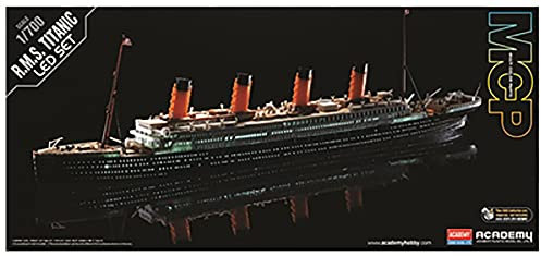 R.M.S. Titanic LED Set 1:700