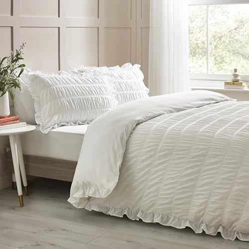 Catherine Lansfield Seersucker Rüschen-Bettwäsche-Set für Doppelbett mit Kissenbezügen, Weiß