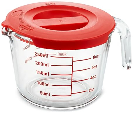 NutriChef 1 Cup Glass Measuring Cup with Lid (8 oz) - Heat-Resistant Borosilicate Liquid Measure Cup with Easy-Read Scale for Cooking, Baking and Food Storage, Dishwasher and Freezer Safe
