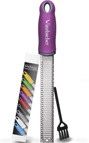 Winzbacher – Rallador para Queso, Limón, Nuez Moscada, Jengibre y Más | Cuchilla de Acero Inoxidable Afilada | Apto para Lavavajillas | Incluye Cepillo de Limpieza (Flower Purple | Morado)