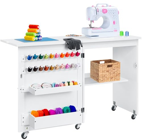 Best Choice Products Tavolo da cucito pieghevole multiuso, stazione fai da te, design compatto, ruote, scaffali, stoccaggio, picchetti, porte magnetiche, pomelli in metallo, bianco