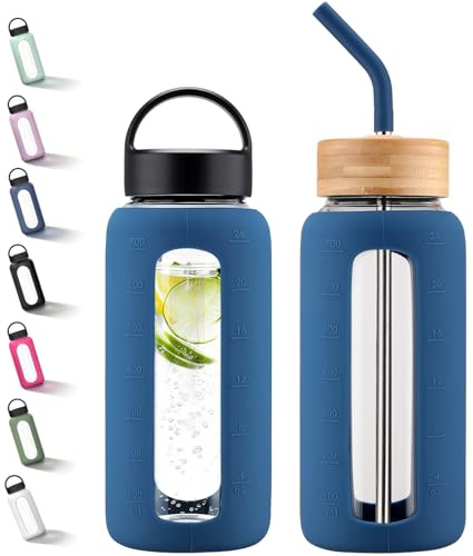 HYDRAGLAZIC Trinkflasche Glas 750ml mit 2 Deckeln und Strohhalm, Wasserflasche Glas mit Silikonhülle und Messskala, BPA frei, Auslaufsichere, Spülmaschinenfest, für Sport, Büro, Dunkelblau