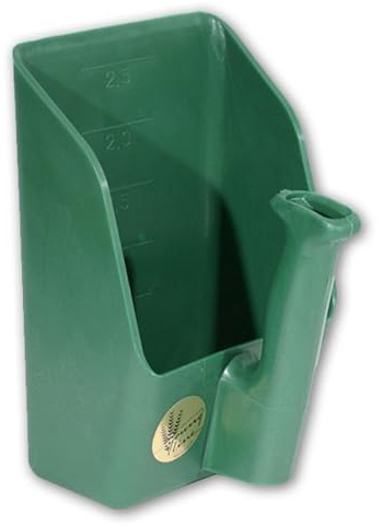 Brama-West Futterschaufel Pferd | Schaufel mit Masseneinteilung bis 2,5 kg | bruchsicher & handlich für Pferdestall und Fütterung