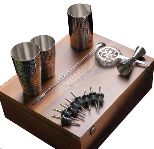 Kidia Cocktail Set Geometric Lines – Kit Barman Professionnel avec Shaker Boston, Verre à Mélange, Jigger, Passoire, Cuillère Vela et 8 Bec Verseurs – Coffret Bois Premium avec Plaque en Laiton