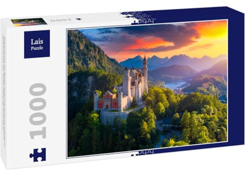 Lais Puzzle Luftaufnahme von Schloss Neuschwanstein mit malerischer Berglandschaft bei Füssen, Bayern, Deutschland. Schloss Neuschwanstein bei Sonnenuntergang, Deutschland 1000 Teile