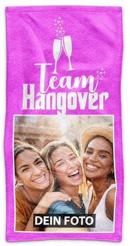 Print Royal PR Personalisiertes Handtuch - Team Hangover - mit Foto selbst gestalten - Handtuch Bedrucken, Geschenke für Freundinnen, Hochzeitsgeschenk | Individuelles Fotohandtuch - 100 x 50 cm