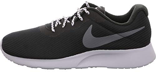 Nike Nike Tanjun Se, Men's Fitness Shoes, Multicolour (Black/Dark Grey/Wolf Grey 005), 6 UK (40 EU)
