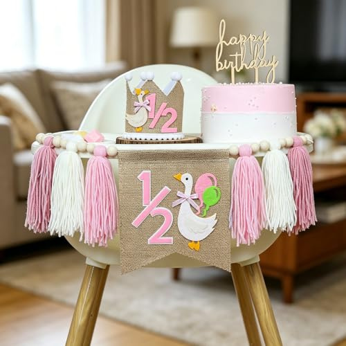 HIVTE Decoración para Cumpleaños de 6 Meses con Pancarta de Trona y Gorro de Fiesta, Temática Half Way to One (Rosa Blanco Ganso)