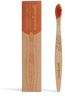 Georganics - Brosse à Dents en Bois de Hêtre Durable - 100% Naturel et Biologique - avec Manche Recyclable et Compostable, Poils Souples en Nylon Sans BPA - Vegan, SLS et Cruelty Free - Enfant