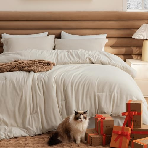 Bedsure California King Comforter Set - Beige Soft Bedding for All Seasons, Cationic Dyed Bed Set, 3 Pieces, 1 California King Size Comforter (104x96) and 2 Pillow Shams (20x36+2)