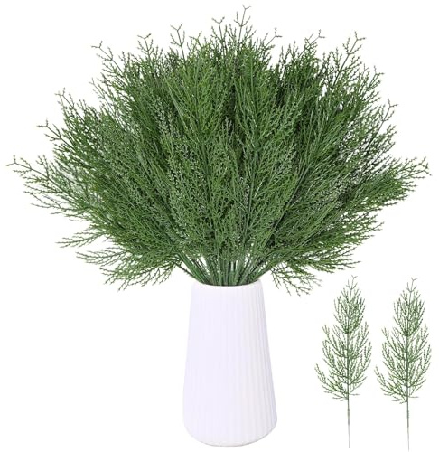 DTYDECLE 50pcs Christmas Pine Branches, Artificial Pine Needles Xmas Green Faux Fake Artificial Pines Sprigs Branches Christmas Faux Leaves Stems for Xmas DIY Craft Greenery Wreath Decorations