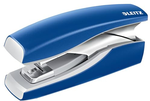 Leitz Softpress Flachheftgerät aus Metall, Für 30 Blatt, Ergonomische Form, Inkl. Heftklammern, Blau, NeXXt-Serie, 56030035