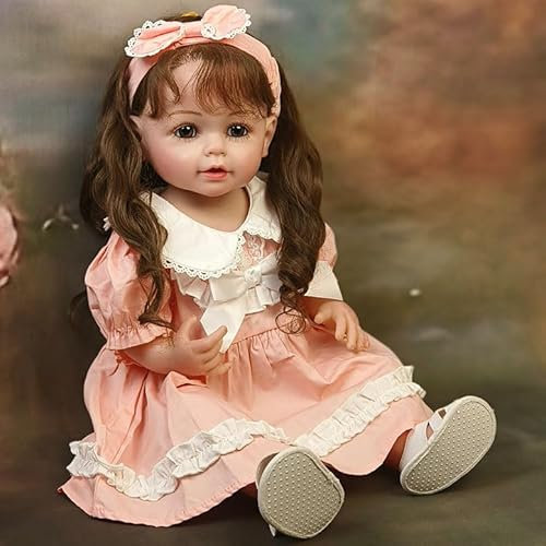 YIHANGG 55cm Ganzkörper Silikon Reborn Baby Puppe Kuscheliges Mädchen Kleinkind 22Zoll Prinzessin mit Langen Braunen Lockigen Haaren Rosa Kleid Geburtstag Weihnachten Geschenk