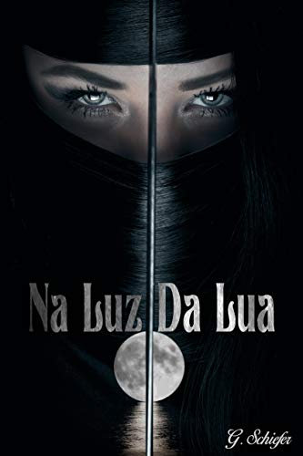 Na Luz Da Lua (Portuguese Edition)
