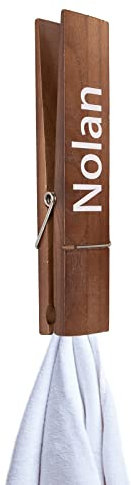 Personalisierte Jumbo Wäscheklammern Hölzerne Benutzerdefinierte Name Bad Handtuchhalter Haken 12 große Kleidung Clips für Bad Küche Home Decor Weihnachten Hochzeit Housewarming Geschenk (Braun)