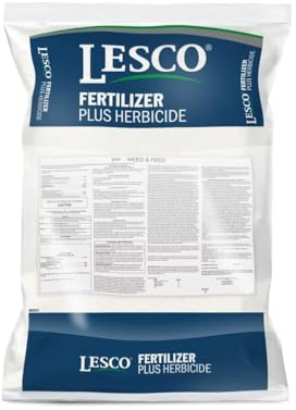 Lesco Fertilizer Plus Herbicide, Weed and Feed, 18-2-3