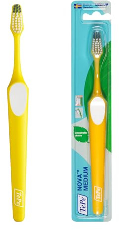 TePe Nova Zahnbürste, Medium, 1 Stk., leicht erhöhtes Borstenbüschel an der Spitze des Bürstenkopfes für besseren Zugang zu den hinteren Zähnen, für eine einfache und effiziente Plaque-Entfernung