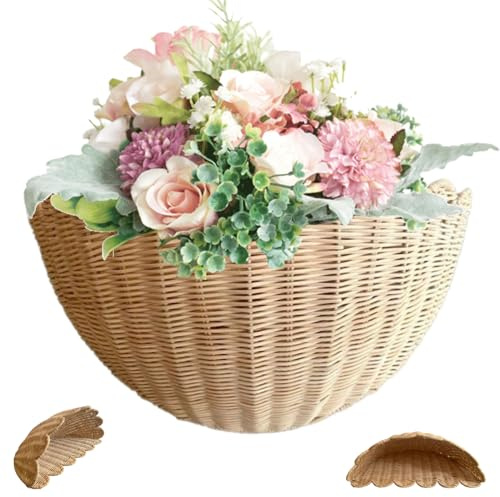 NASSMOSSE Wicker Hanging Basket, 14x6x8 Inch Rustic Scalloped Wall Hanging Woven Basket for Fruit/Vegetable/Plant/Toiletries in Kitchen/Bathroom/Living Room