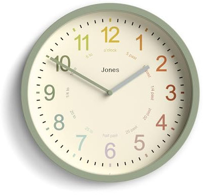JONES CLOCKS® Kids Horloge Murale pour | Petite Horloge Moderne pour Chambre d’Enfant | 25cm | Vert Sauge | Cadran coloré pour Apprendre à Lire l’Heure