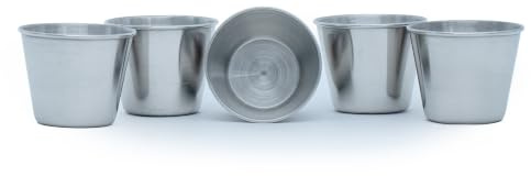 INTIRILIFE 5x Stapelbare Edelstahl Becher in 45 ml - 5 x 3.3 x 4 cm - Camping Outdoor Metall Becher Tasse Glas Widerverwendbar ohne Plastik für Kinder geeignet