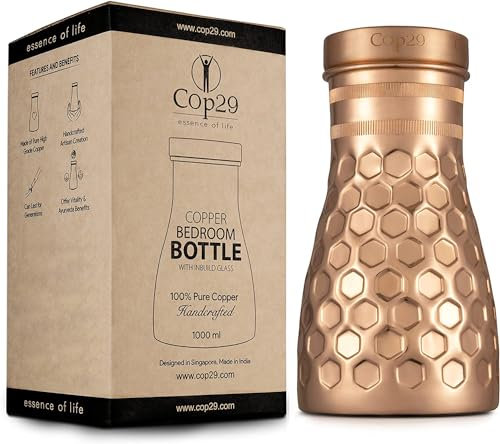 Cop29 Borraccia fatta a mano Dolny Matt a nido d'ape in rame per camera da letto, brocca con coperchio, caraffa per acqua da comodino (per uso interno con coperchio allentato) -1000 ml/34 oz