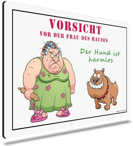 TRIOSK Hunde Schild Warnung lustig mit Spruch Vorsicht Frau des Hauses der Hund ist harmlos Warnschild Hinweis Hundeschild Sprüche Geschenk für Hundebesitzer Blechschild 30x20 cm groß