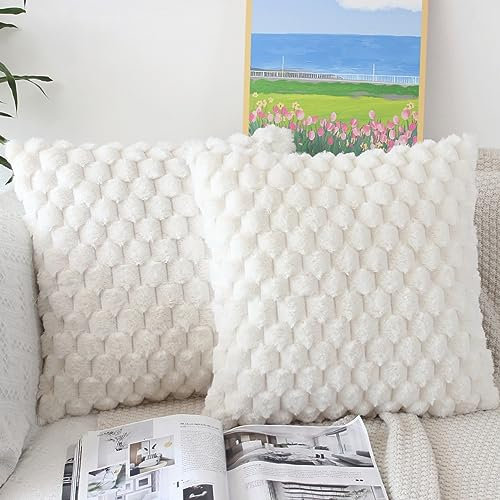 NIULAA Faux Fur Cushion Covers 45 x 45 Cream White Set of 2 Fluffy Plush Cushion Covers 18x18 Pillow Covers Soft Fuzzy Pillowcases Moroccan Style Home Decor Cushion Cover