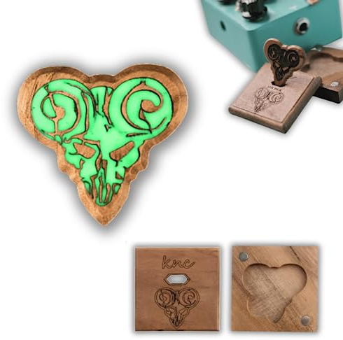 Knc Picks Pick Of Destiny Plektrum aus Holz mit Wachssiegel für E-Gitarre und Ukulele