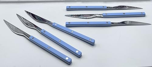 BUGATTI Tavola allegra, coltello in acciaio e manico vintage color azzurro, con materiale riciclato e riciclabile,lavabili in lavastoviglie.Qualità garantita a vita. COD. AGU7-603