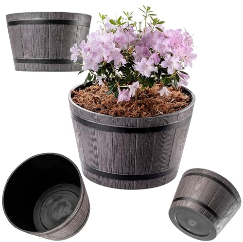 KADAX Pflanztopf im Holzfass-Design, ø 30 cm, ca. 10L, aus wetterfestem Kunststoff, für Garten, Terrasse & Balkon, dekorativer Blumentopf, Blumenkübel oder Übertopf, Braun, Teich mit Wassereimer