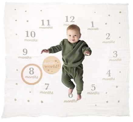 Pearhead Baby Monthly Milestone Blanket, 1 to 12 Months, Infant Milestone Markers, Best Photography Backdrop Photo Prop for Newborn, Includes Wooden Photo Props