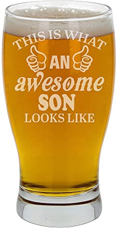 Vaso de cerveza grabado personalizado con texto en inglés This Is What An Awesome Son Looks Like, divertido vaso de pinta grabado para él y sus hijos