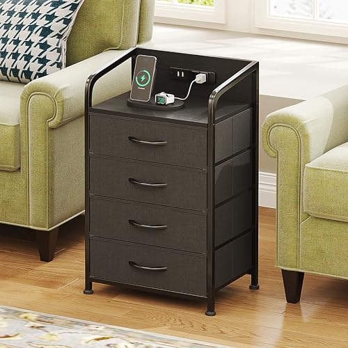Table de chevet avec fonction de charge, table d'appoint avec tiroir, table d'appoint avec 4 tiroirs en tissu, tables de chevet avec ports USB et prises de courant, tables d'appoint pour salon