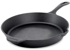 Petromax Feuerpfanne Essential Line - Gusseisenpfanne 30 cm Bratpfanne | Robuste Gusspfanne für Induktion, Grill & Lagerfeuer - Die ideale Steakpfanne aus Gusseisen mit natürlicher Patina