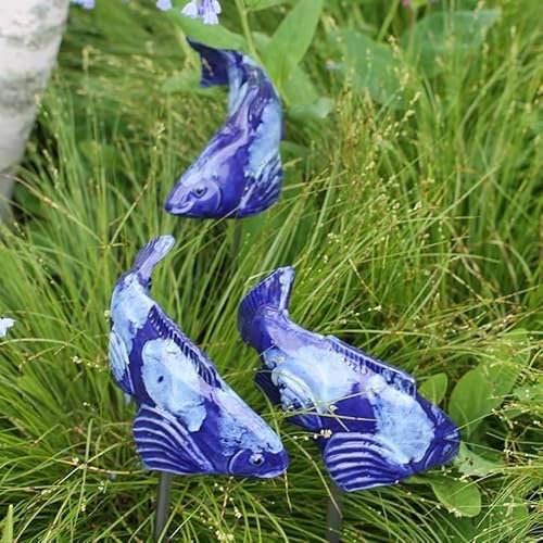 Poisson dans le jardin, koi de jardin en céramique, artisanat en résine de koi de jardin, statue de poisson koi en plein air, sculpture pour jardin, pelouse, étang, ornement extérieur (3 Pcs Blue)