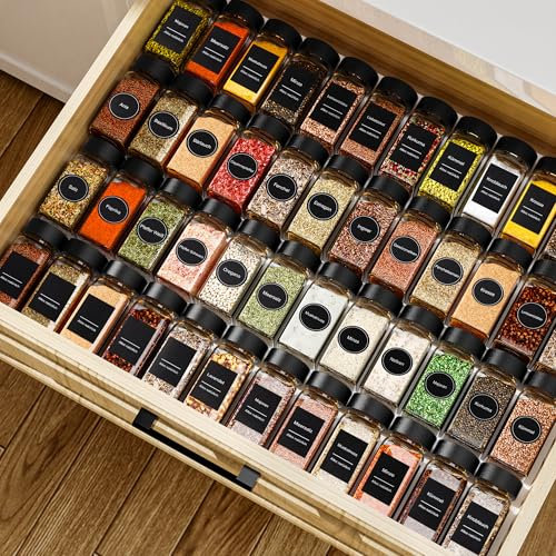 DIFULI 48 Gewürzgläser Eckig Set mit Deckel, 120ml Gewürzdosen mit 340 Etiketten, Gewürzstreuer Spice Jars Gewürzbehälter mit Trichter mit Streueinsatz,Leeren Aufklebern, Sieben (48)