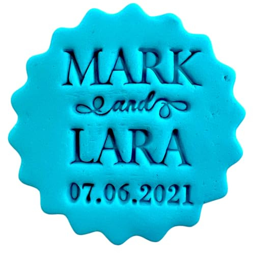 Personalised Cookie Stamp with Free Scallop Cutter, Wedding Couple Names 2, 5cm Acrylic Biscuit Embosser, Food-Safe Plastic Baking Tool, Fits M&S All Butter Biscuits (Design 9)
