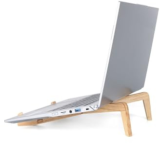 TROIKA Laptop Ständer – HOLZWEG Laptop Stand – für Laptops und Tablets – ermöglicht eine rückenschonende Arbeitshaltung durch idealen Neigungswinkel – echtes Eichenholz – braun Original