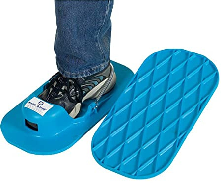 Karl Dahm Profi Fliesenschuhe/Estrichschuhe, Universalgröße, strapazierfähige Gleitschuhe mit geriffelter Sohle für Fliesenleger, Estricharbeiten, Epoxidharz-Böden & frischen Beton – 10670