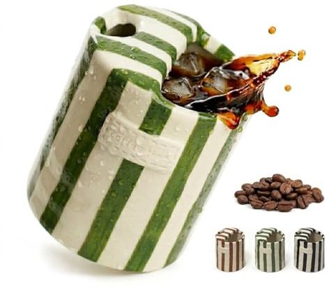 Keramikbecher ohne Henkel 300 ml, Steingut Tasse mit Streifenmuster (Grün) | handbemalter Becher, Kaffeebecher to Go für Matcha, Kaffee & Tee, Vintage Trinkbecher aus Keramik, Spülmaschinenfest