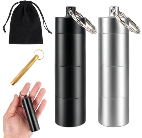 2 stycken mini saltströare nyckelring för resor, 3-i-1 bärbara kryddburkar i aluminium, mini saltströare för resor, kryddströare, bärbara kryddflaskor med skedar, påsar