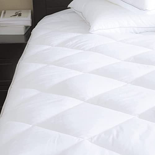 Aaf Textiles Quilted Double Mattress Protector 35cm Extra Deep Fitted Soft Microfiber Hotel Quality Breathable Anti Allergy Mattress Cover for Comfortable Sleep (137x190cm, White)