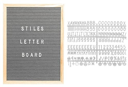 Stiles Filz-Buchstaben-Schilder-Set, 30,5 x 40,6 cm, mit 440 Kunststoff-Buchstaben, Zahlen und Symbolen, austauschbares hölzernes Nachrichtenbrett für Menü, Meilensteine oder Baby-Ankündigungsschild,