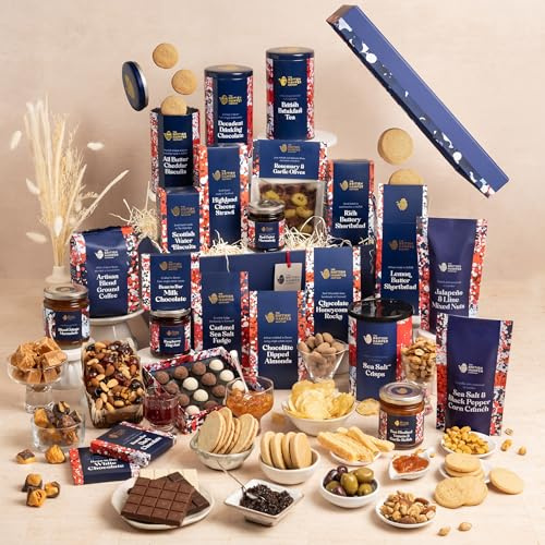 The British Hamper Company Extravagance Traditional Food Hamper , Gourmet Gift Basket with Chocolate, Biscuits, Tea & Coffee , Luxury Treats for Men, Women, Couples, Families & Special Occasions