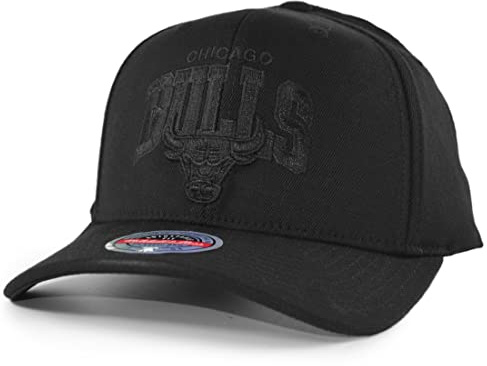 Mitchell & Ness NBA Black Out Classic Red Chicago Bulls Snapback Cap