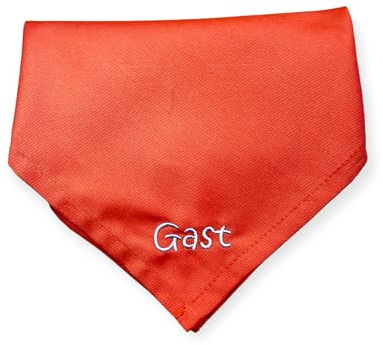 Bestickte Serviette mit Name personalisiert für den schön gedeckten Esstisch