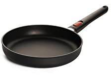 Woll Eco Lite Flachpfanne - Induktiv -, Ø 24 cm, 5 cm hoch, mit abnehmbarem Stiel - Geeignet für alle Herdarten, 100% recyceltes Aluguss, backofenfest, schwarz