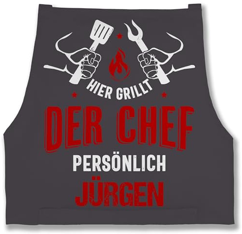 Geschenk mit Namen personalisiert by Shirtracer - Schürze - Grillschürze Herren Männer - Hier grillt der Chef persönlich mit Namen - Grillzubehör Chef Vatertag Geschenkidee Papa